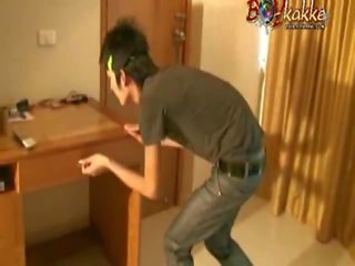 เกย์ thief เป็น โดนลงโทษ