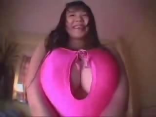Busty phương đông á châu mademoiselle sự cám dỗ