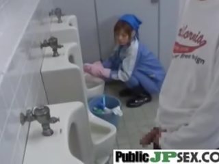 공공의 더러운 영화 와 굉장한 아시아 엿 video23