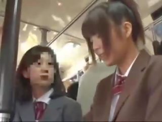 사무실 여학생 자극 와 진동기 제공 입 에 그녀의 무릎 에 그만큼 버스