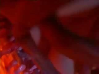 To xúc tu quái hấp dẫn phương đông bạn gái trong freaky con quái vật