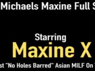 クレイジー アジアの ママ maxinex 持っています フード 以上 頭 a 大きい ファルス で 彼女の pussy&excl;